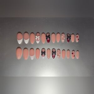 Handmade Press-on Nail FULL SET (Medium Long Almond)